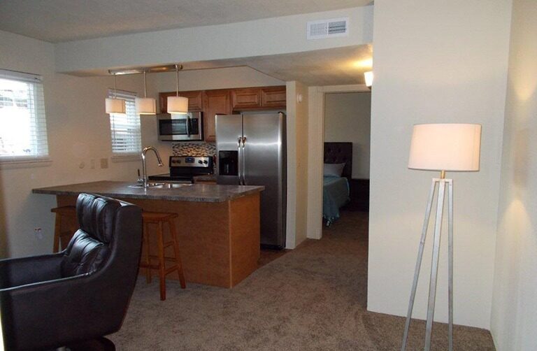 Wichita KS apartment with pool, fitness center, and pet-friendly amenities at Windham Court