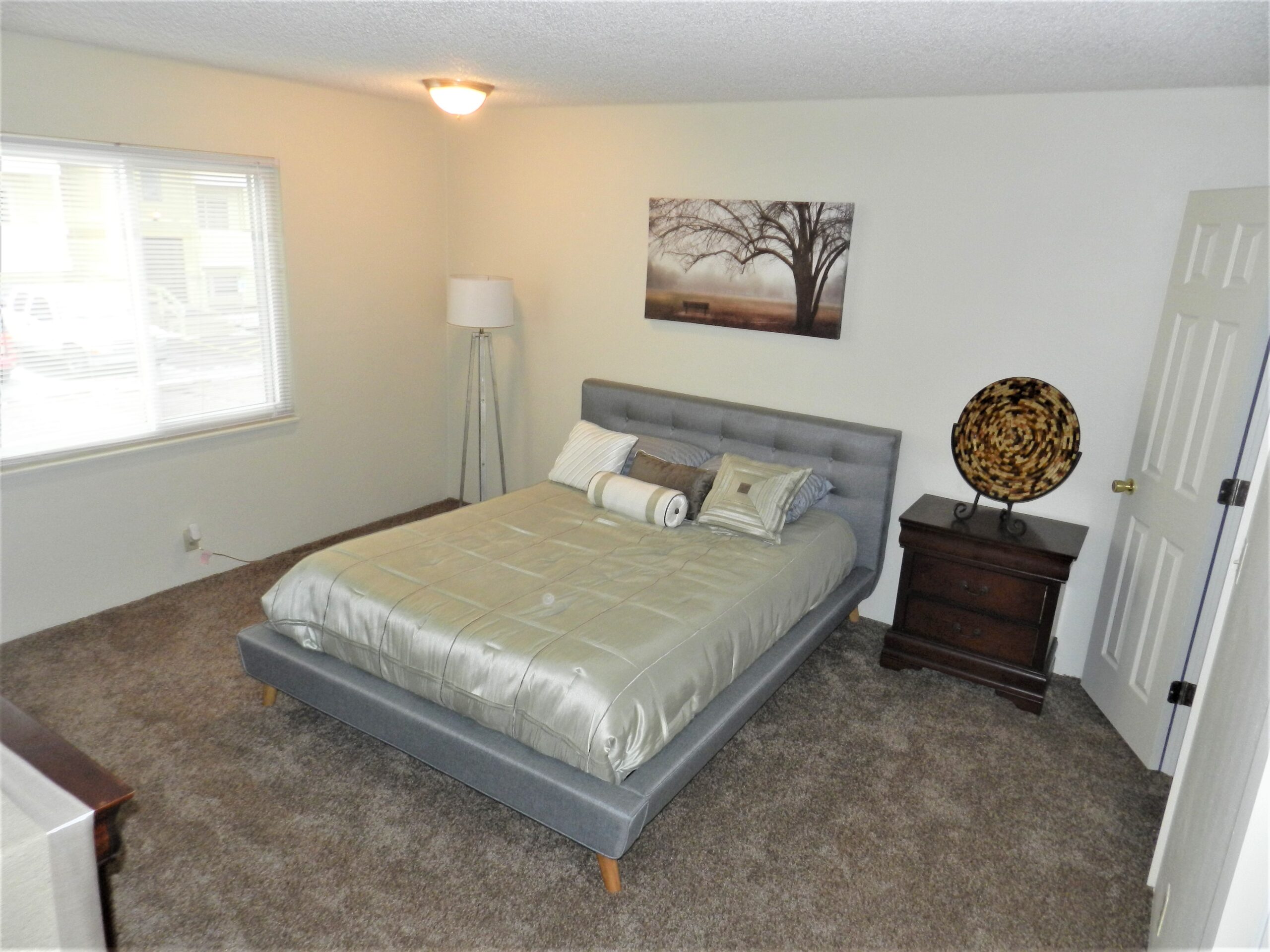Modern 2 bedroom apartments in Wichita KS with spacious floor plans, comfortable interiors, and family-friendly apartment living