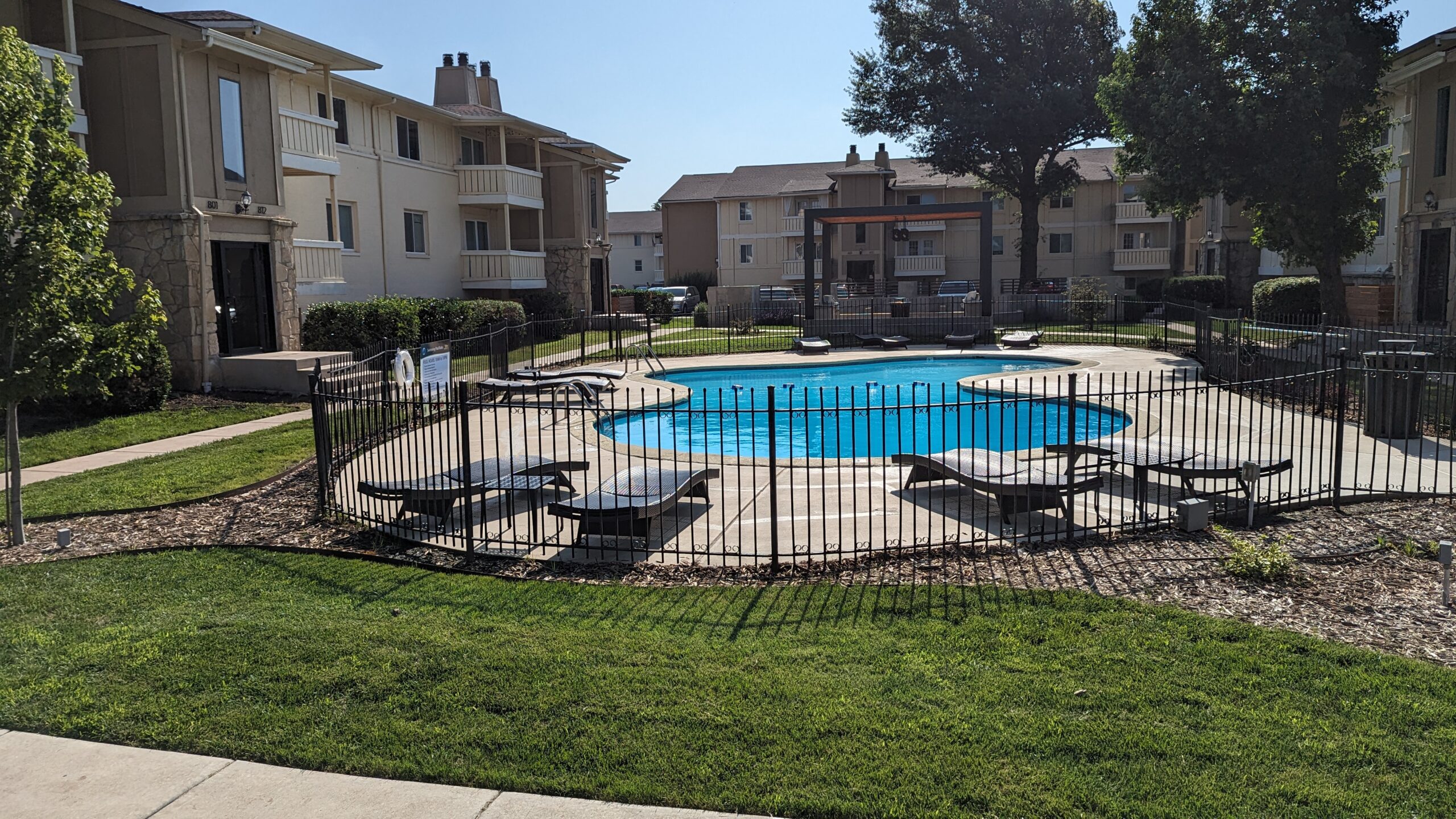 Comfortable flats for rent in Wichita KS featuring spacious layouts, modern amenities, and convenient apartment living for renters and families.